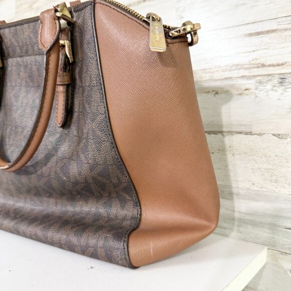 Michael Kors Ciara Medium Signature Logo 2 Way Brown Crossbody Messenger Bag - Picture 5 of 9